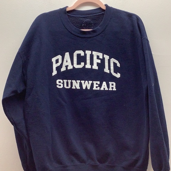Pacifica Sunwear Size Large Blue Sweatshirt. Preloved - Picture 2 of 6